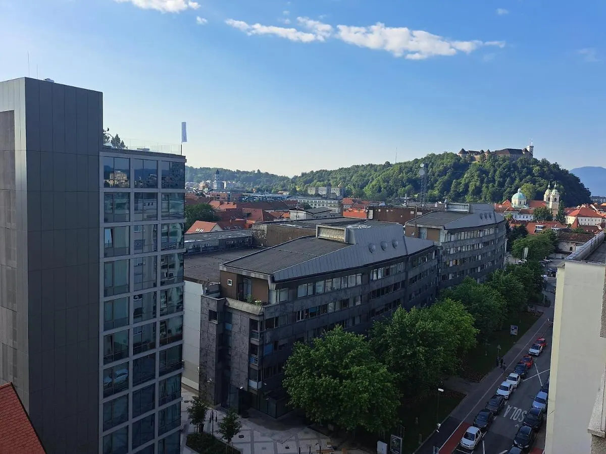Ljubljana Center With A Castle View, Parking Apartment Slovenia