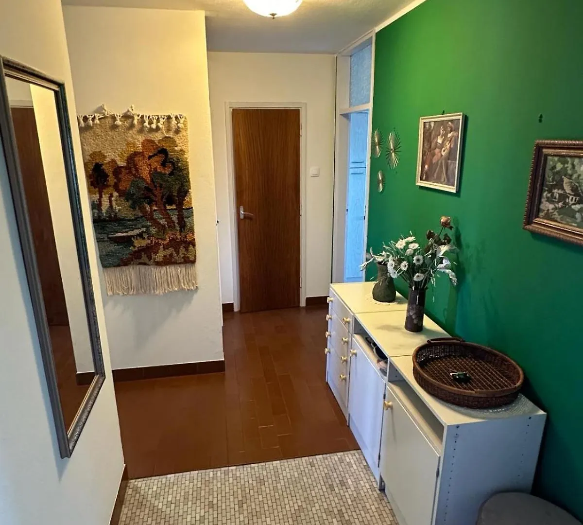 Ljubljana Center With A Castle View, Parking Apartment