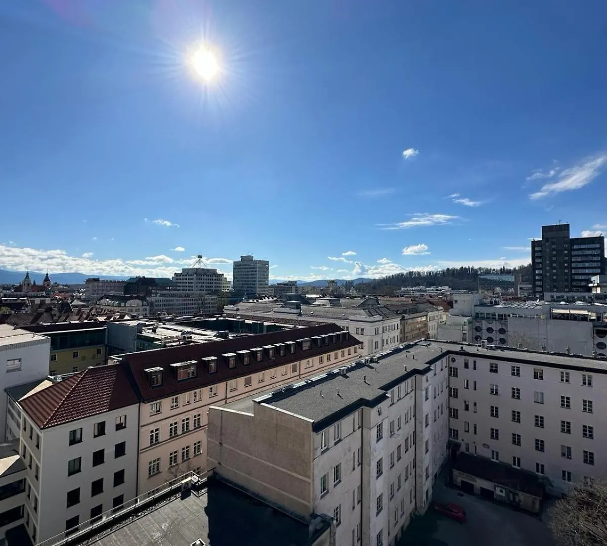 Ljubljana Center With A Castle View, Parking Apartment